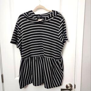 5/$30 Lane Bryant Black & White Stripe Knit Peplum Hoodie Top Size 18/20